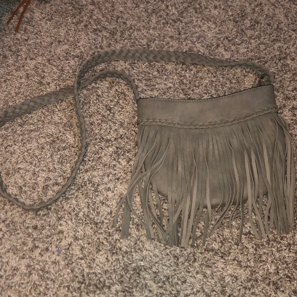 cute little fringe purse!